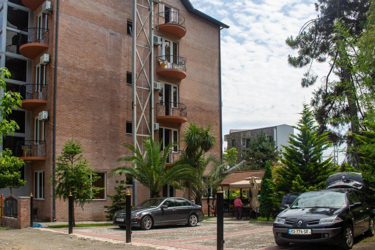 Hotel Evrazia Ureki Exterior photo